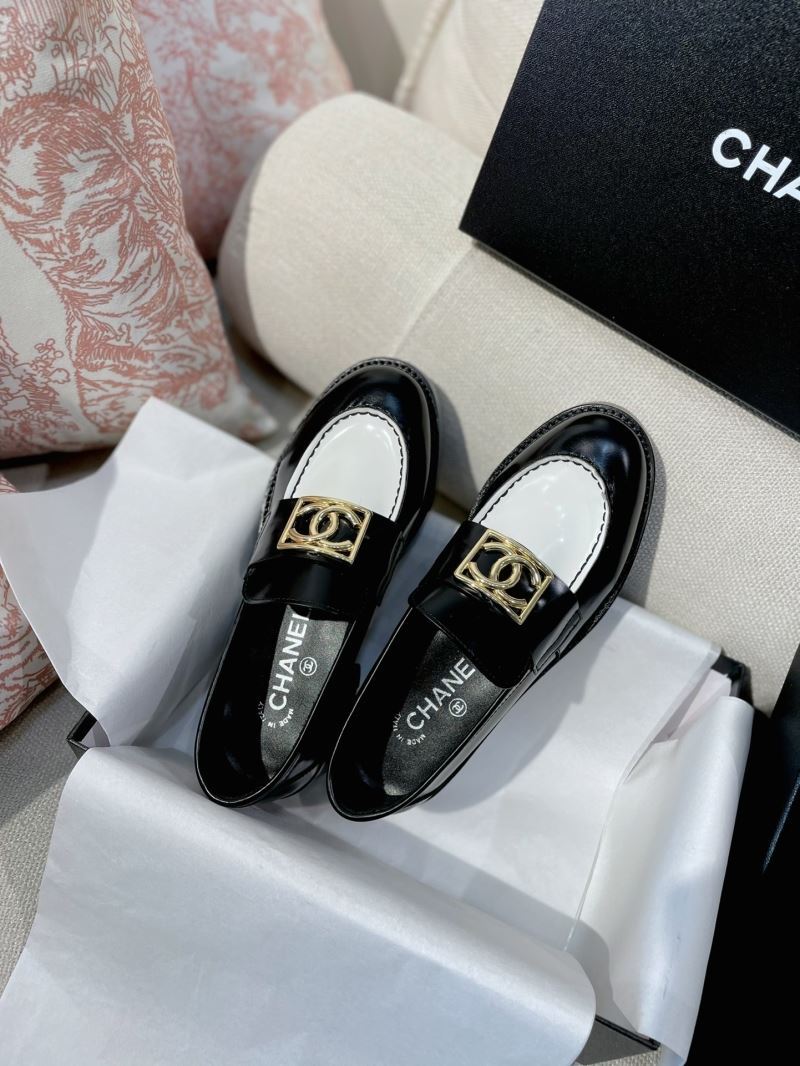 Chanel Low Shoes